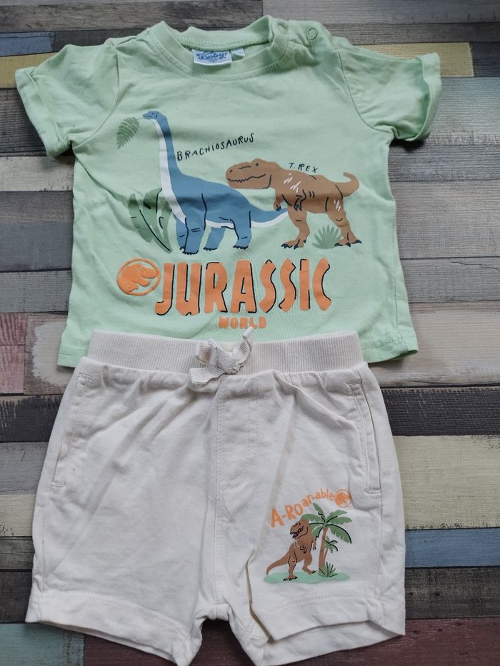 Lot de vêtements - photo numéro 4