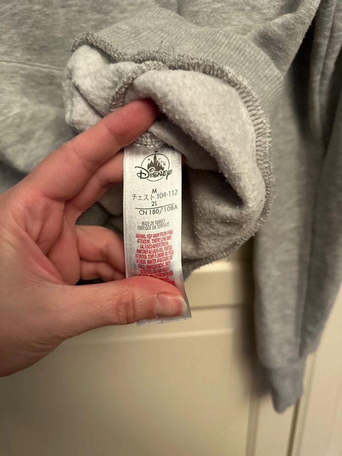 Pull à capuche Mickey Barcelona - photo numéro 4