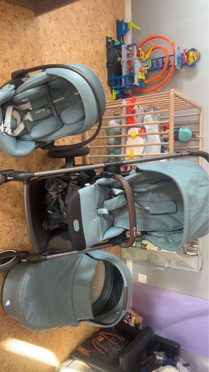 Poussette cybex trio bleu