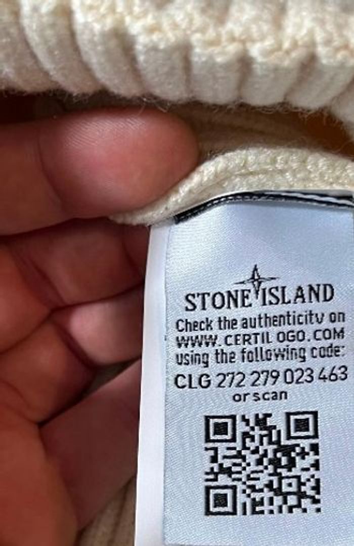 Bonnet stone island crème neuf - photo numéro 4