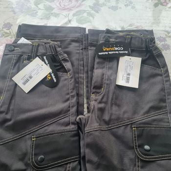 Deux pantalons de travail cepovett