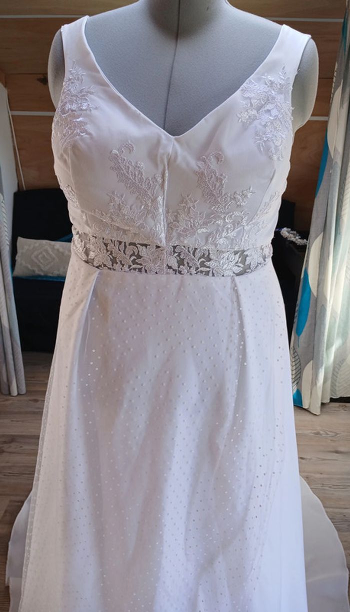 robe de mariée unique taille 48/50 - photo numéro 3