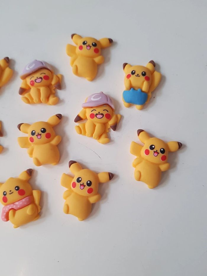 10 figurines Pokémon en résine pour decoration - photo numéro 3