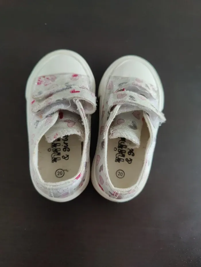 Chaussures taille 20 - photo numéro 2