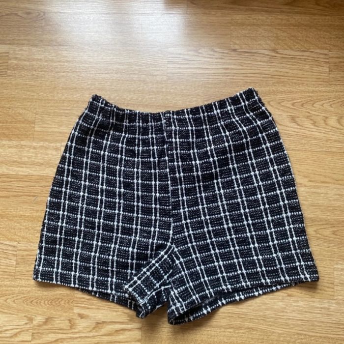 Short à motifs