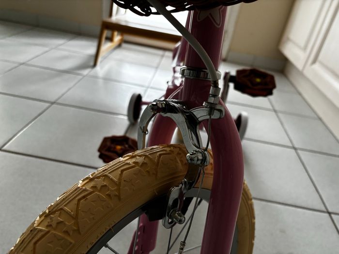 Vélo enfant rose 14 pouces - photo numéro 6