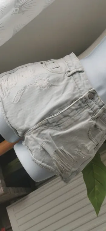 Short T32
