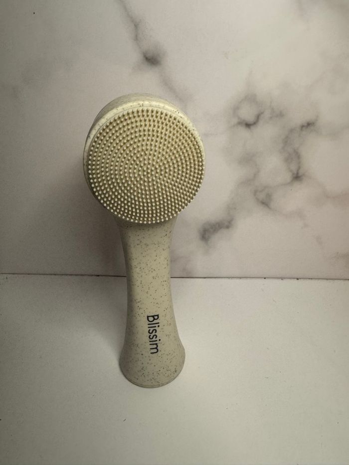 Brosse soin visage - photo numéro 3