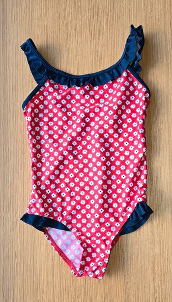 Maillot de bain fleuri à volants 6 ans