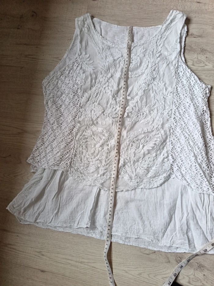 Haut débardeur blanc dentelle taille unique avec mesure parfait état - photo numéro 14