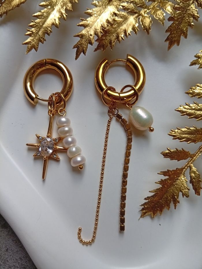Boucles d'oreilles dorées - photo numéro 3