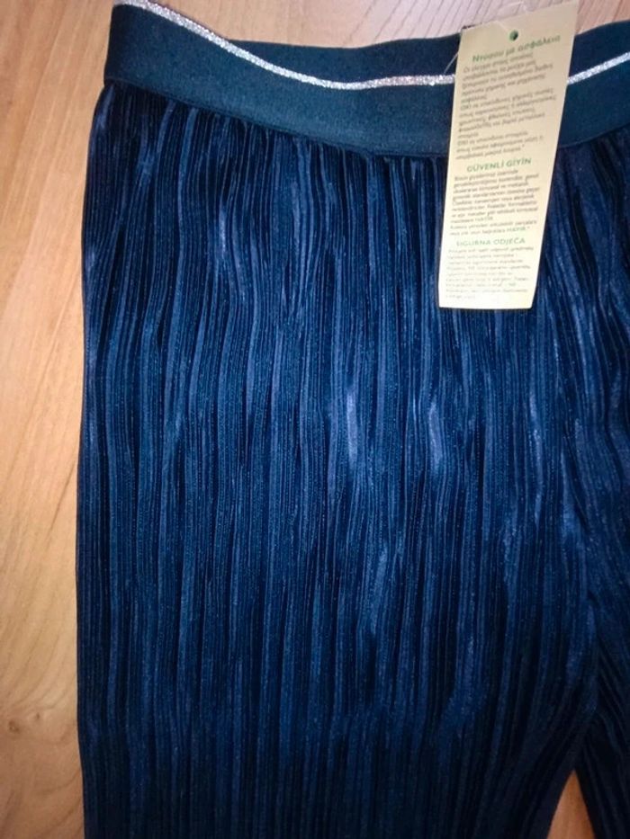 Pantalon jambes larges 11-12 ans - photo numéro 2