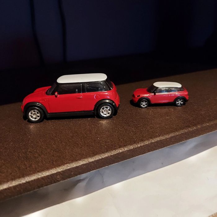 Lot de 2 petites Mini Cooper - photo numéro 3