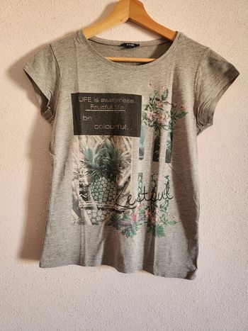 Tee-shirt gris Kiabi taille 14 ans