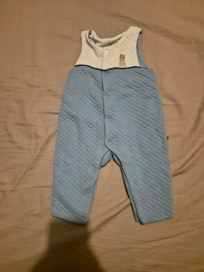 Lot 23 vetements taille 6 mois - photo numéro 4