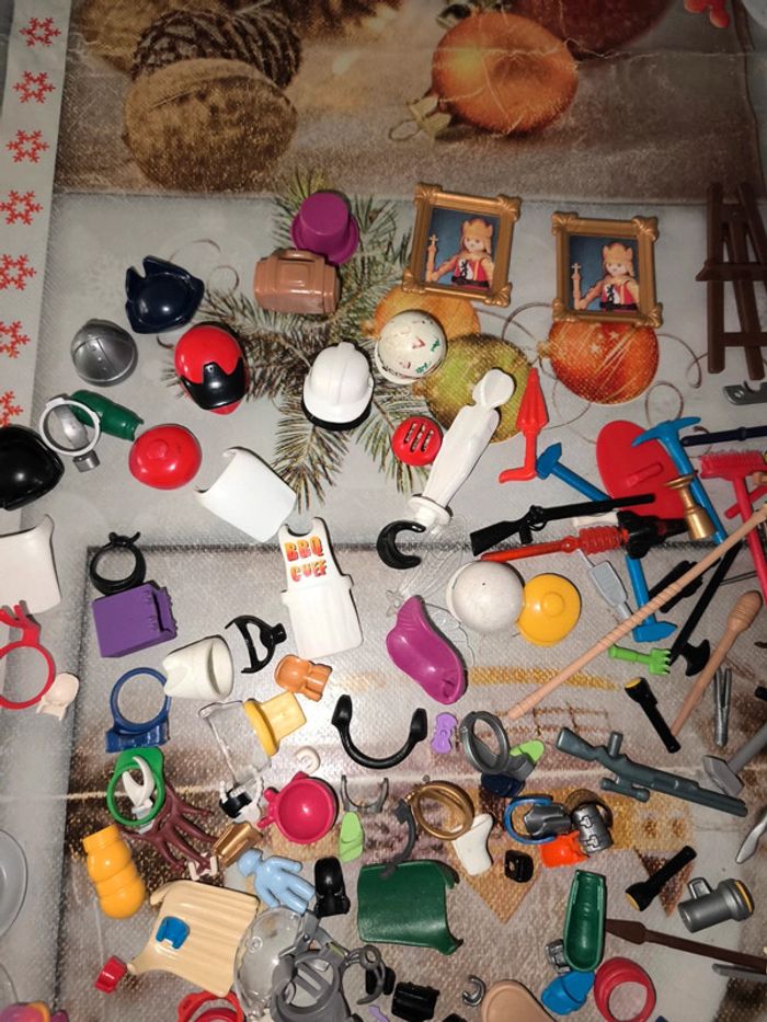 Gros lot armes et accessoires Playmobil - photo numéro 2