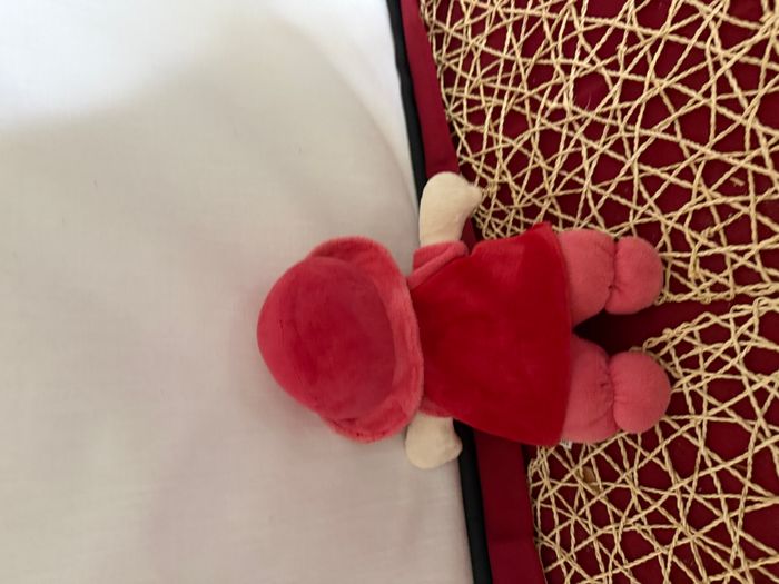 Doudou poupée chiffon rouge robe fleurs chapeau QUE DU BONHEUR - photo numéro 2