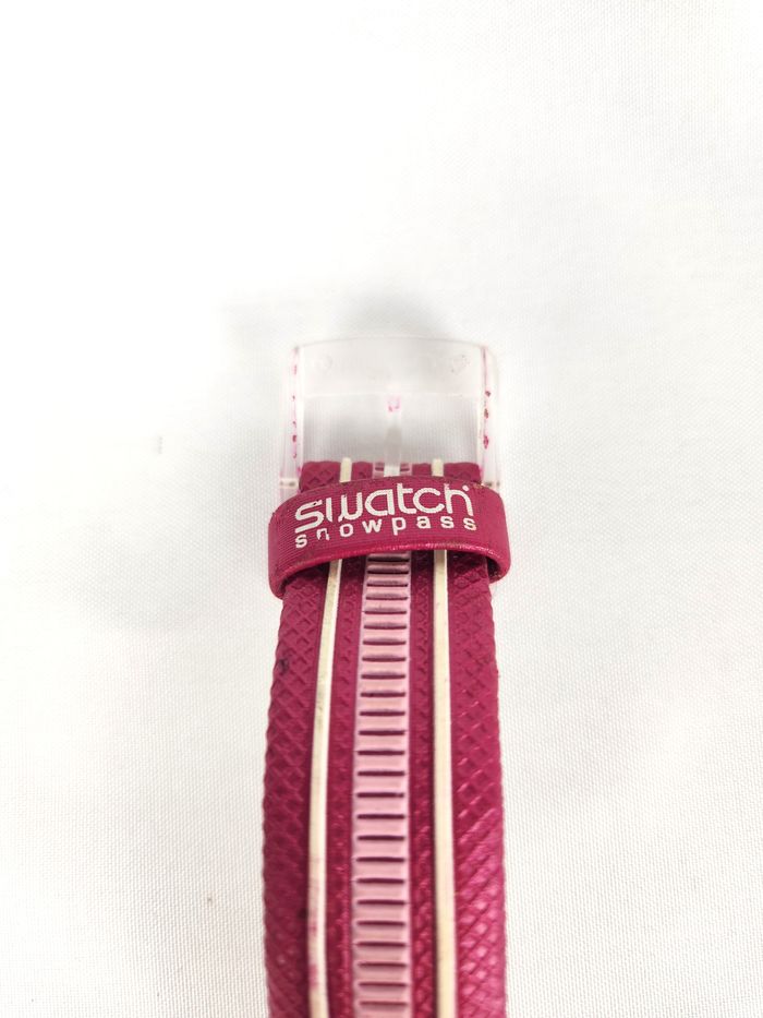 Montre Swatch SUMK100 Snowpass Rose - Collector Vintage - photo numéro 3