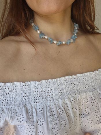 Collier sertie de pierres aigue- marine et perle de culture