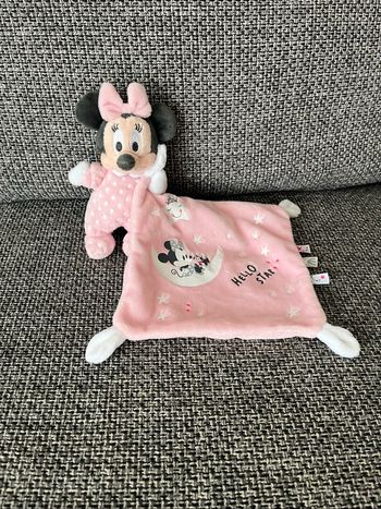 Doudou Minnie Hello star