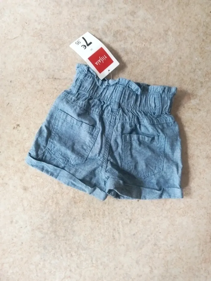 Short 3ans fille neuf - photo numéro 3