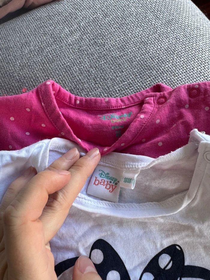 Lot Disney t-shirt + combishort - photo numéro 2