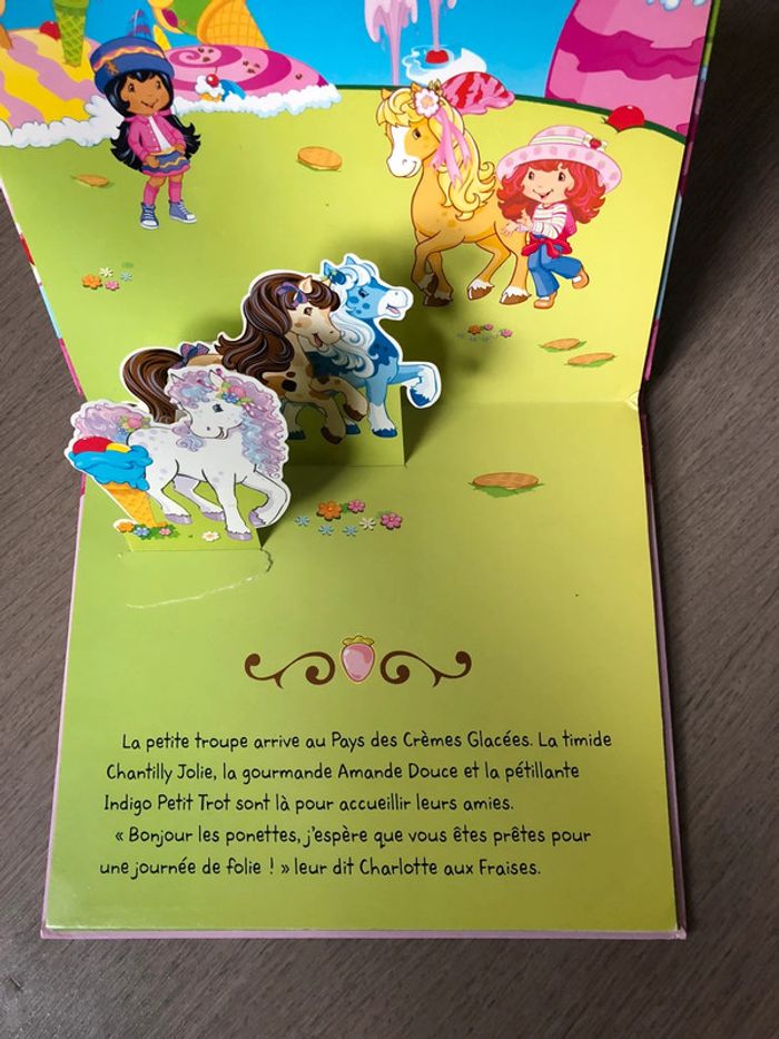 Charlotte aux fraises fait du poney - photo numéro 2