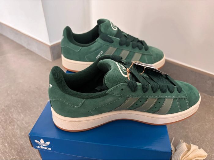Baskets Adidas campus Neuves Taille 40 - photo numéro 5