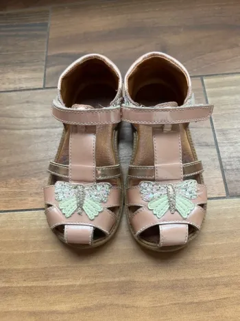 Sandales papillon GBB taille 25