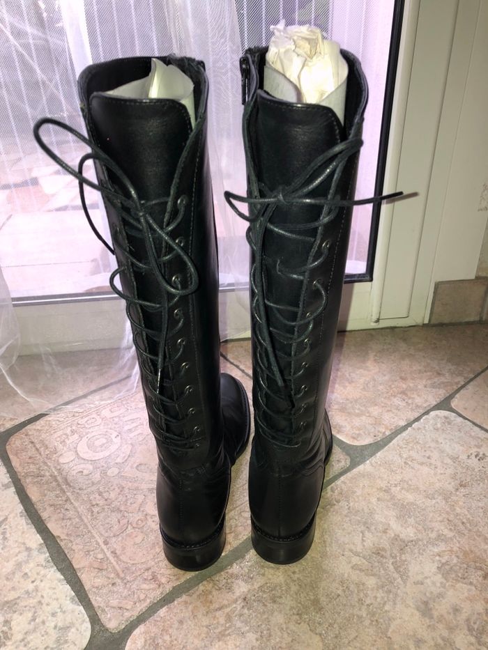 Bottes  lacet à l  arrière - photo numéro 2
