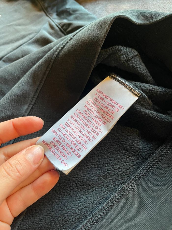 Pull Nike Air Noir 10/12ans - photo numéro 5