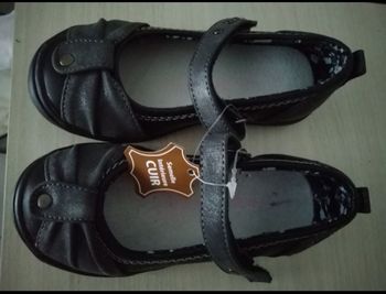 Chaussures 25 neuve