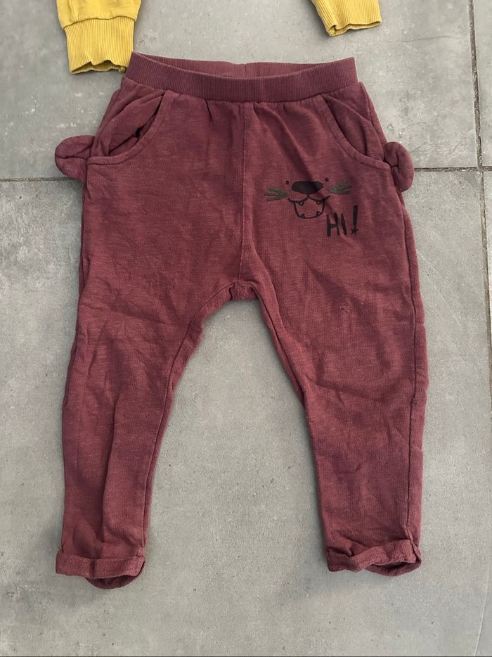 Lot de 2 Jogging Zara, taille 2/3 ans Très bon état - photo numéro 2