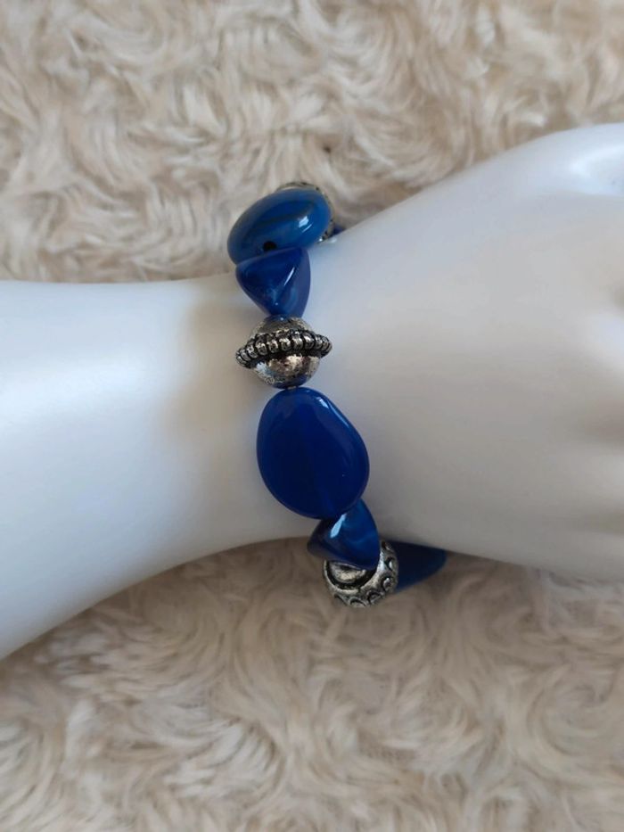 lot de 2 bracelets fantaisie pierres perles bleues marine et métal argenté - photo numéro 2