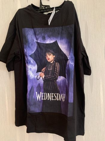 Tee-shirt.     Mercredi /wednesday