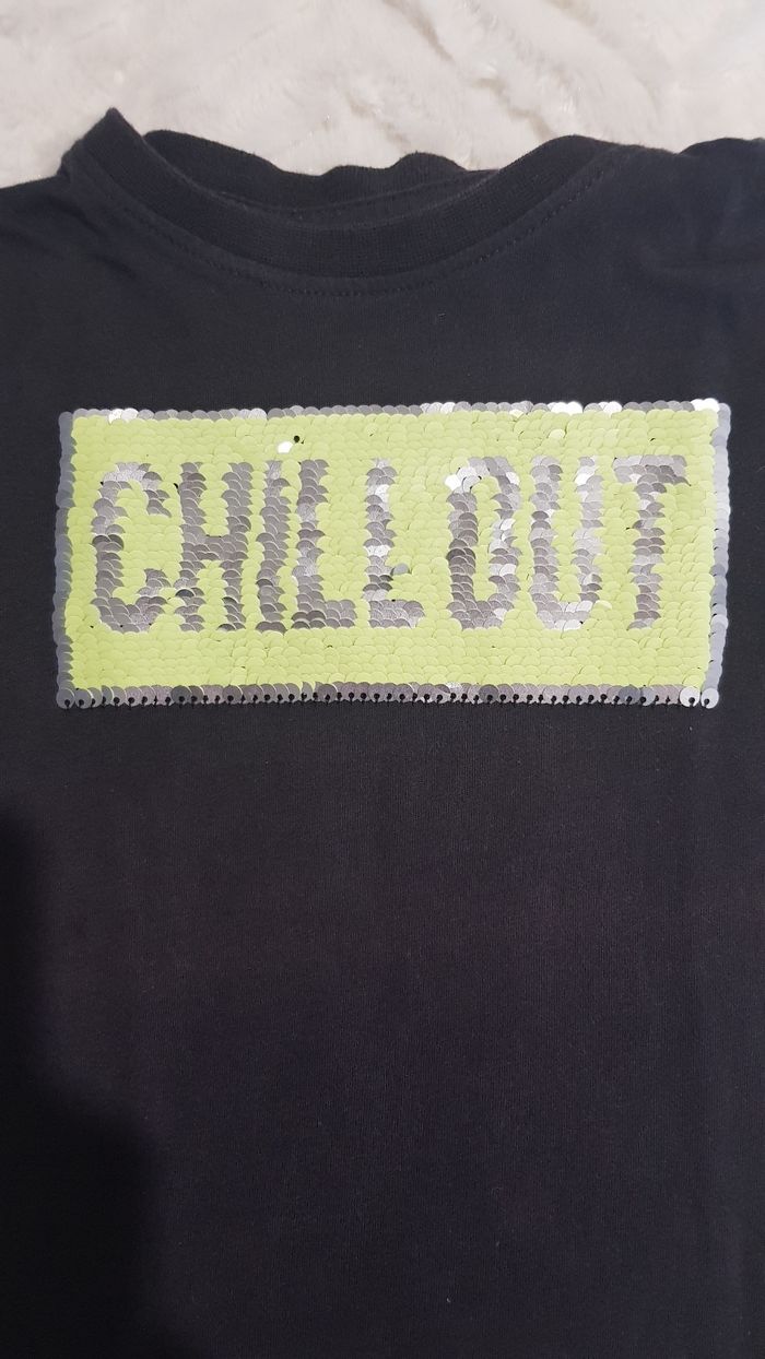 T-shirt avec sequins - photo numéro 4