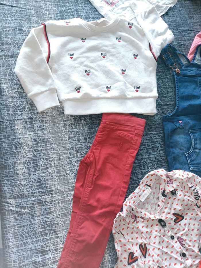 Lot 13 pièces 4/ 5 ans - photo numéro 4