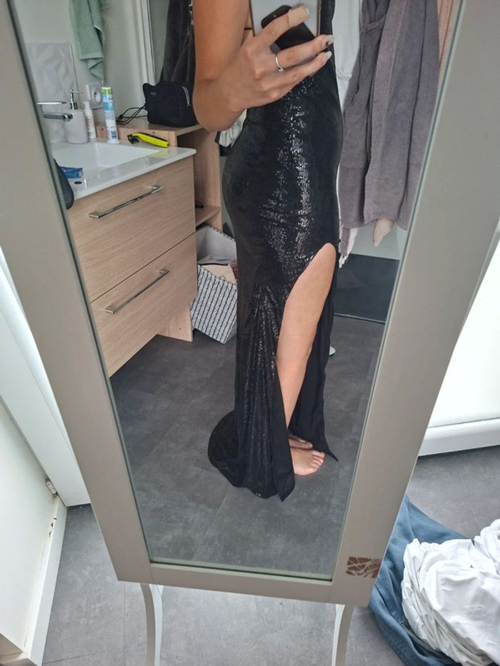 Robe de soirée longue dos nu sequin - photo numéro 4