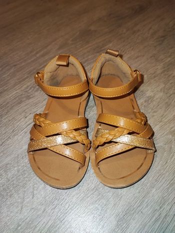 Sandales fille taille 24
