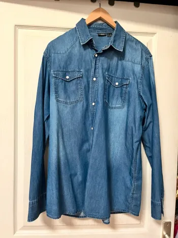 Chemise Mixte en jeans souple taille 40/42