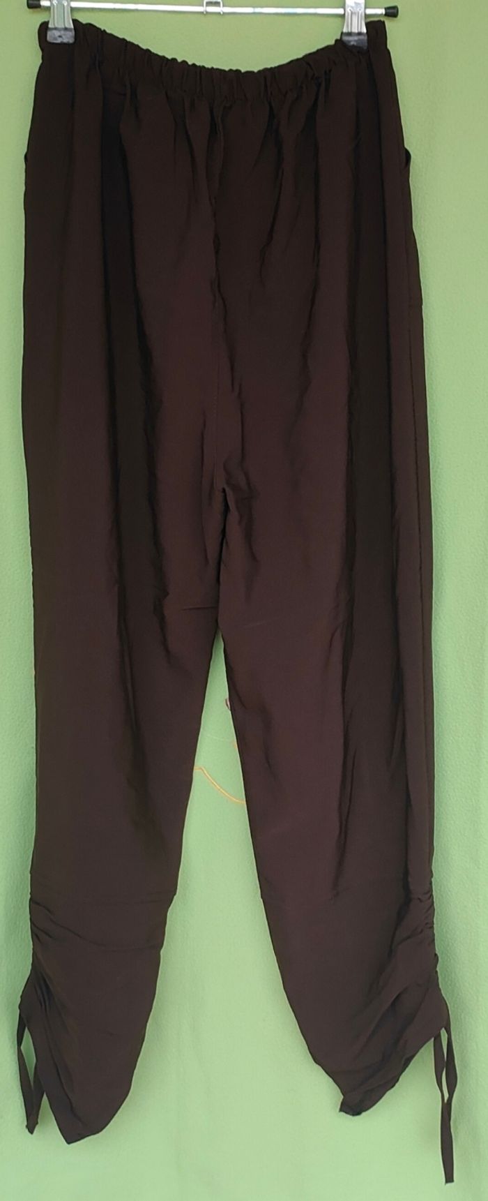 Pantacourt taille 4 - photo numéro 3