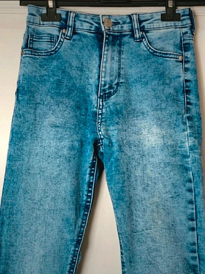 Jean skinny bleu effet neige Bershka XS 34 - photo numéro 2