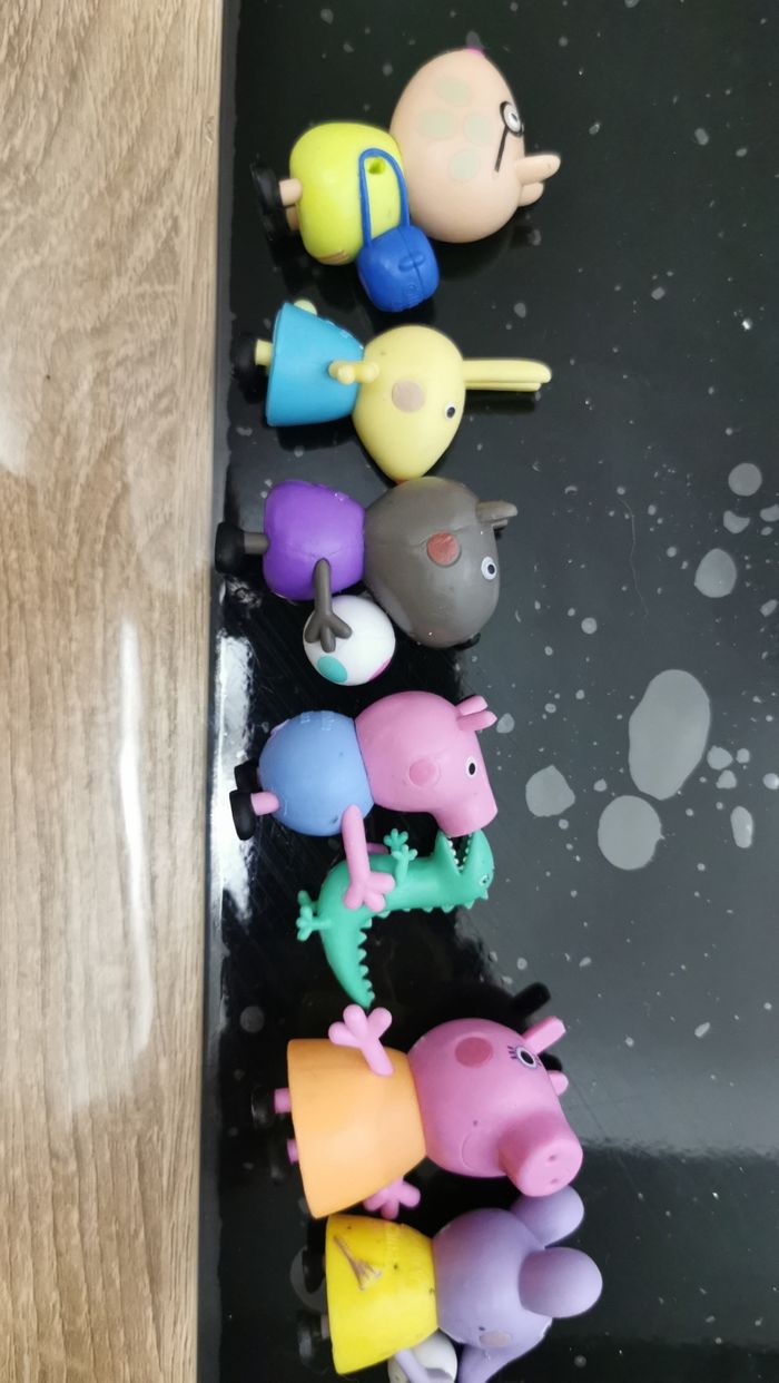 Lot 10 fegurines peppa pig - photo numéro 5