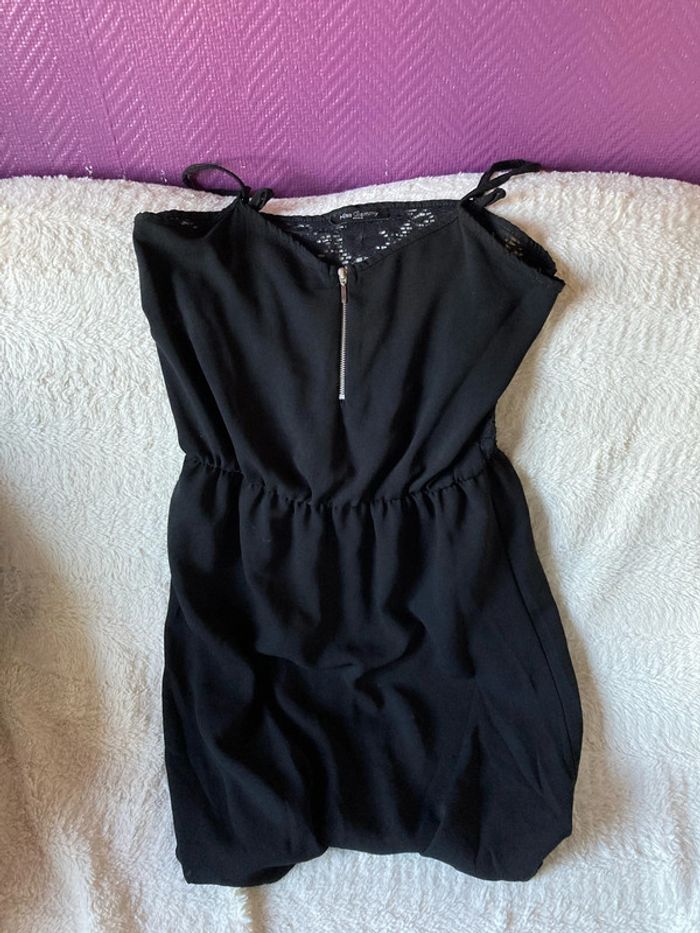 Robe noire - photo numéro 2