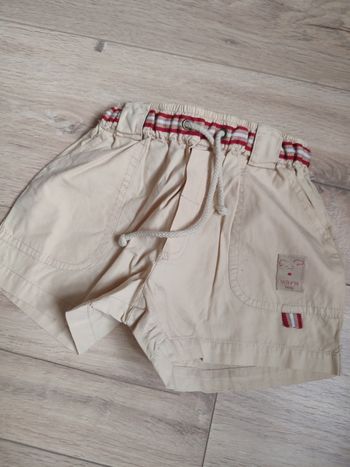 Short beige 18 mois