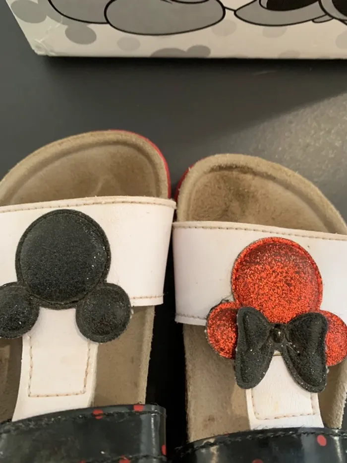 Sandales scratch Geox Disney Mickey Minnie taille 25 - photo numéro 6