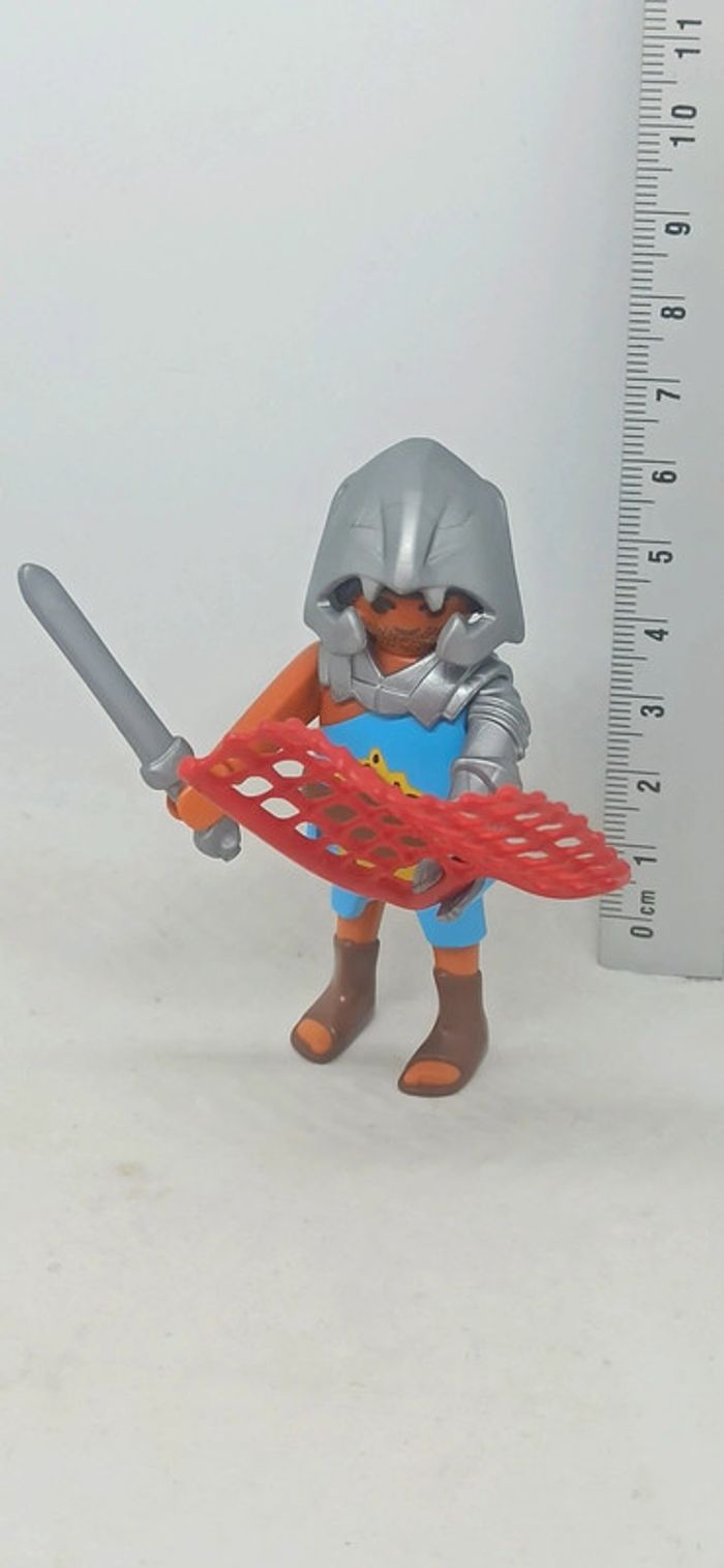 Gladiateur avec épée et vêtements bleus playmobil