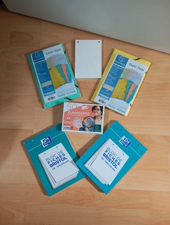 Lot fiches bristol pour révisions