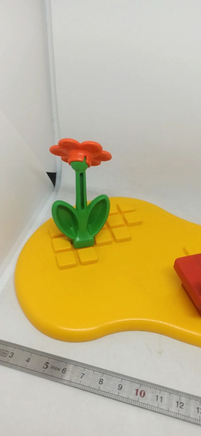 Décor paysage avec banc et fleur playmobil 123 - photo numéro 5