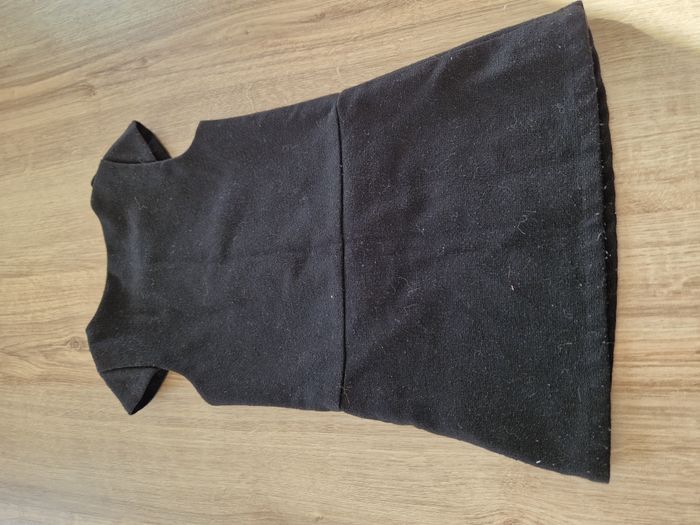 Okaïdi - Robe Noire Hiver Pailletée Zip Doré T.3 Ans 98 cm - Très Bon État - photo numéro 2